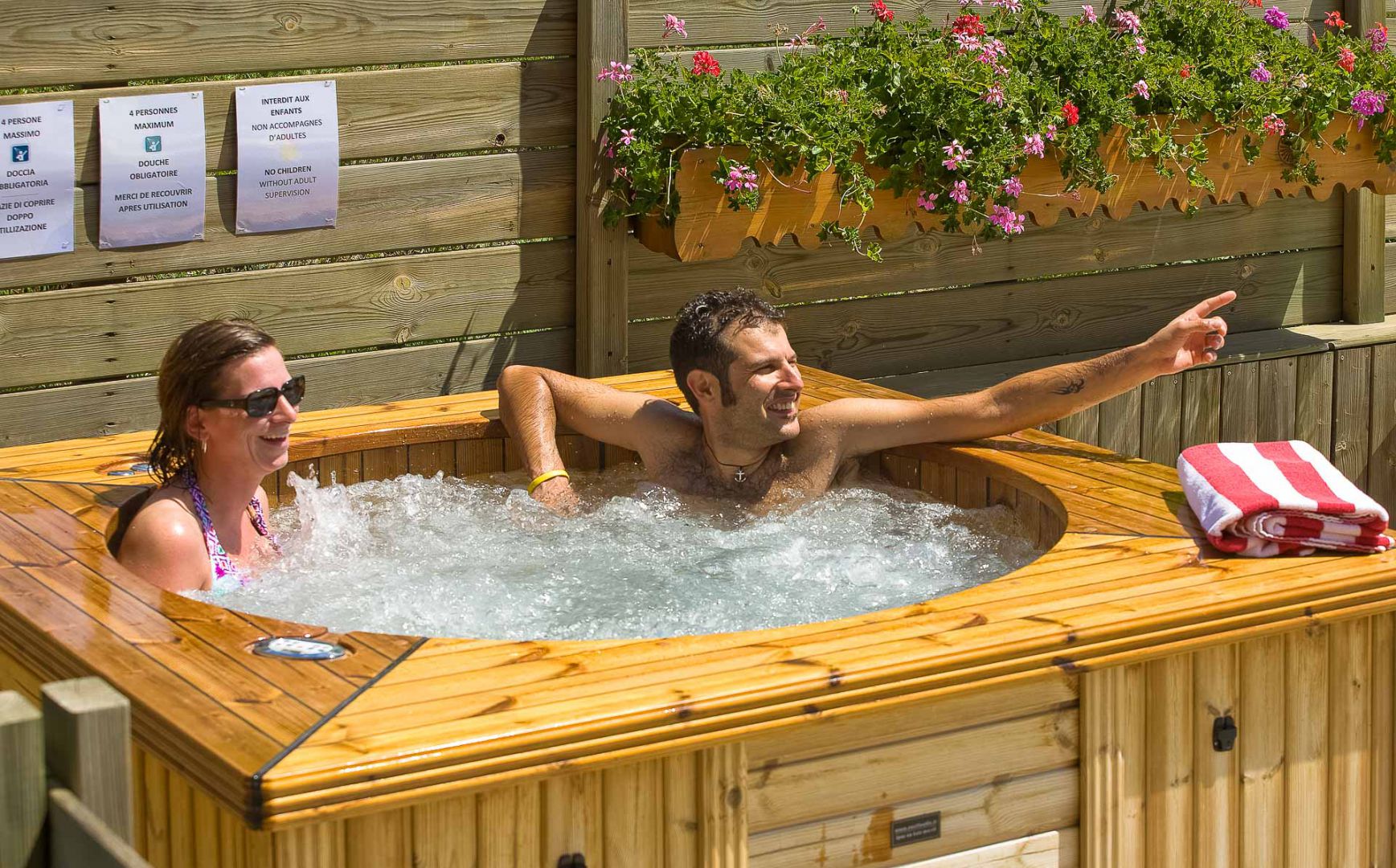 outdoor hot tub